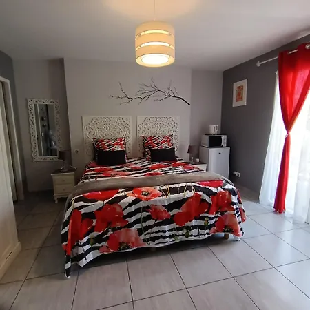 Alojamento de Acomodação e Pequeno-almoço Le Balcon Des Cimes 3*