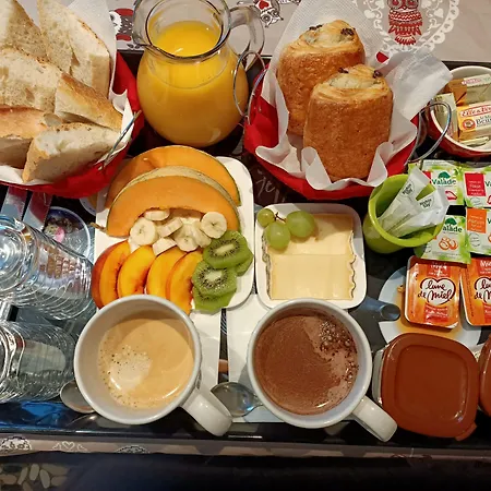 Alojamento de Acomodação e Pequeno-almoço Le Balcon Des Cimes