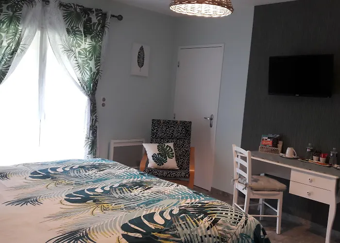 Le Balcon Des Cimes Bed and Breakfast 3*