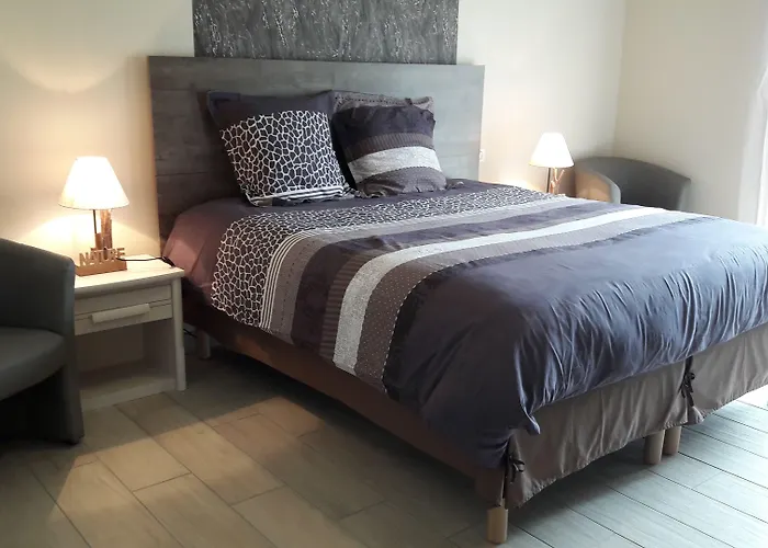 Le Balcon Des Cimes Bed and Breakfast 3*