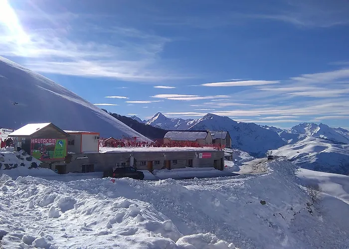 Le Balcon Des Cimes Bed and Breakfast